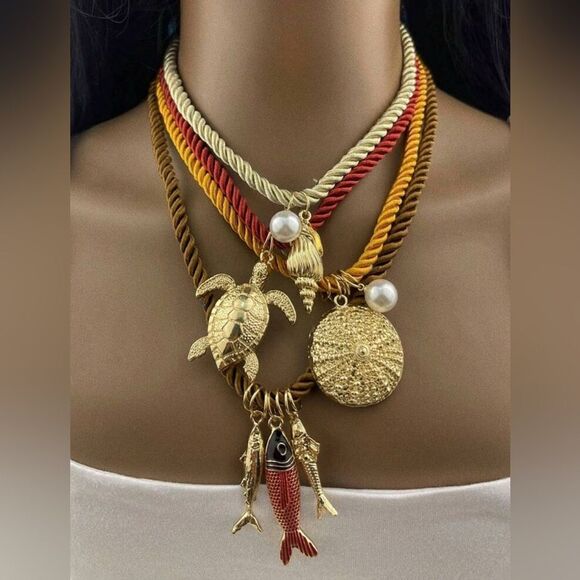 Zara Jewelry - Fish necklace set #1613